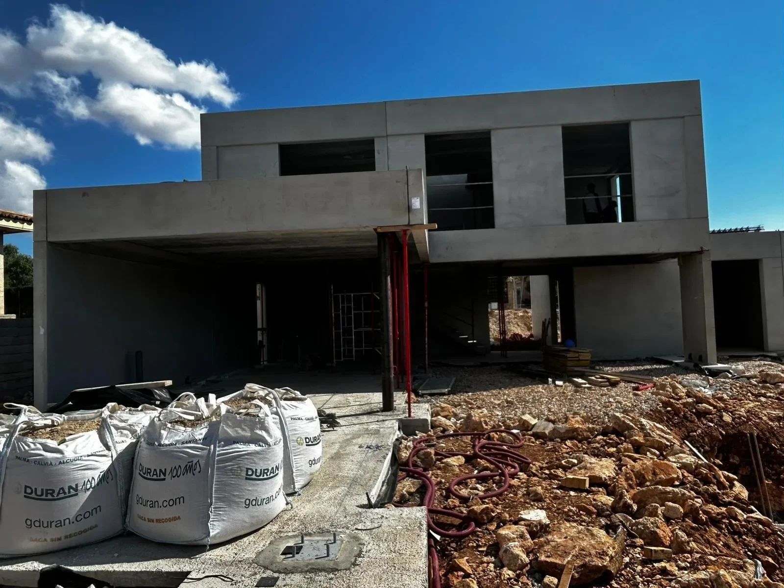 Exterior photo 5