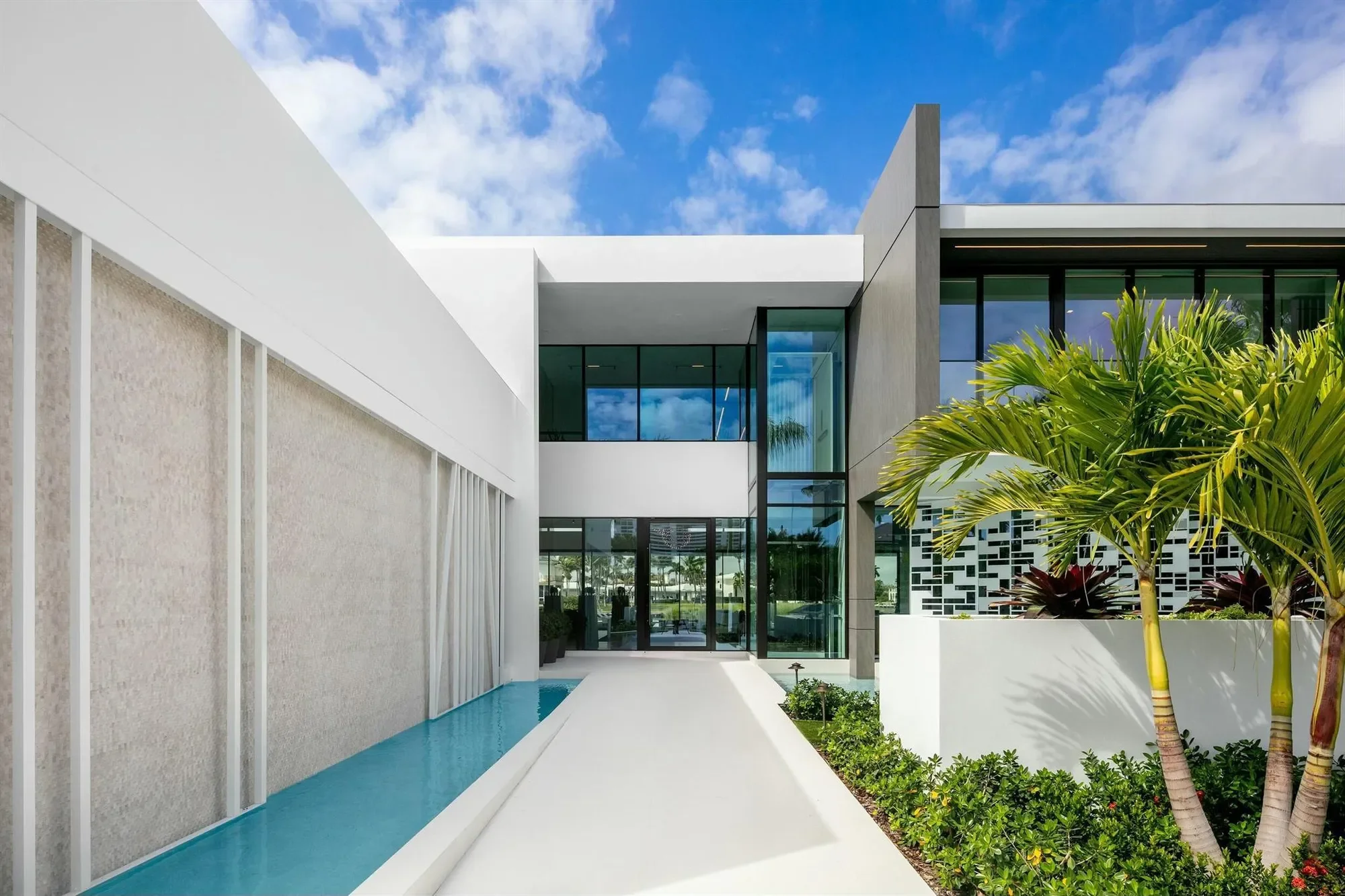 2633 Spanish River Road, Boca Raton, Florida, United States. - Photo 14