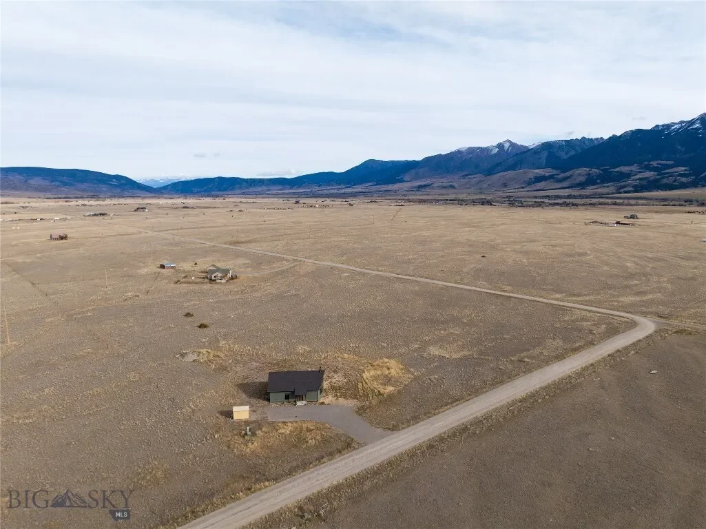 138 Inverness, Livingston, Montana, United States. - Photo 41