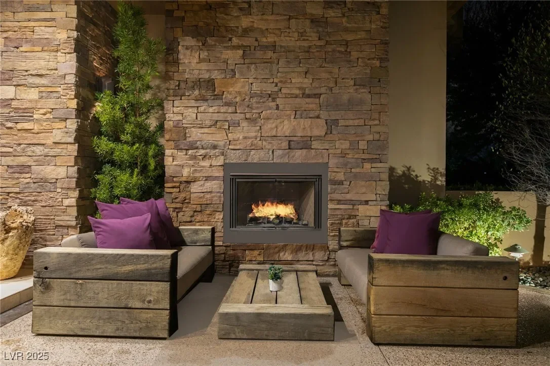 30 Meadowhawk Lane, Las Vegas, Nevada, United States. - Photo 36