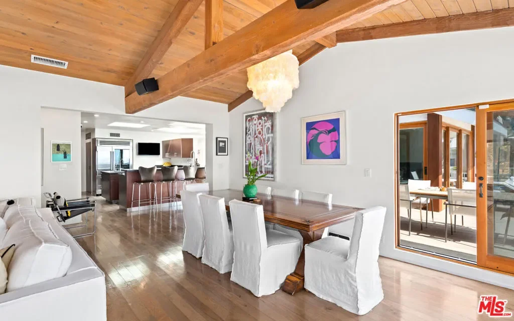 23018 Pacific Coast Highway, Malibu, California, United States. - Photo 27