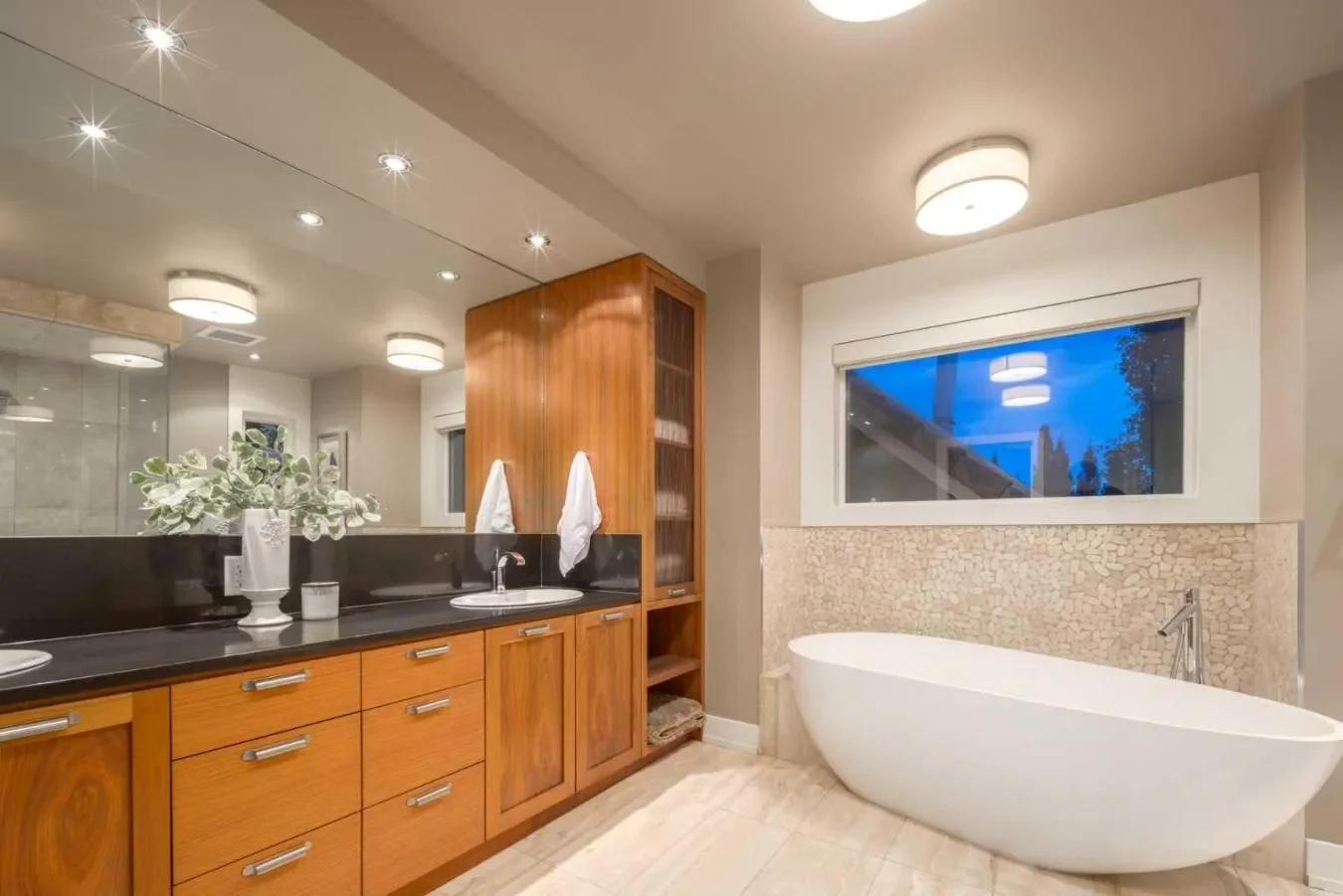 57 Slopes Point SW, Calgary, Alberta, Canada. - Photo 28