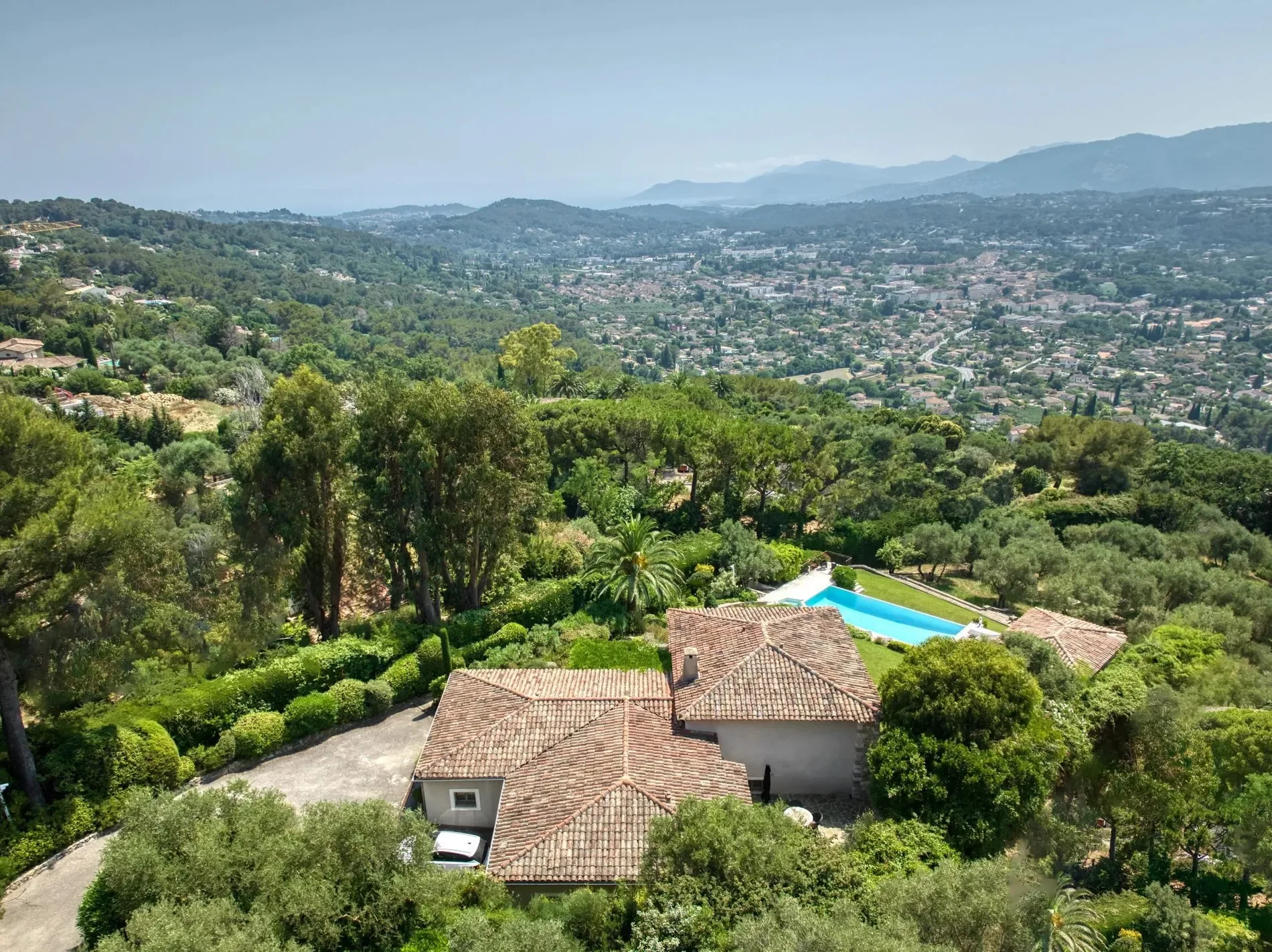 Property photo 8