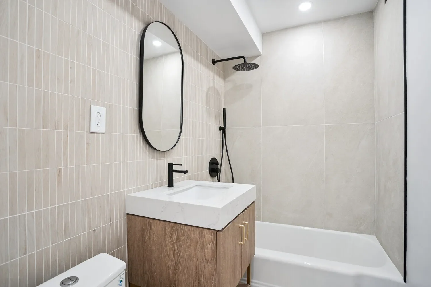 Victoria House, 200 E 27TH ST, New York, New York, United States. - Photo 3