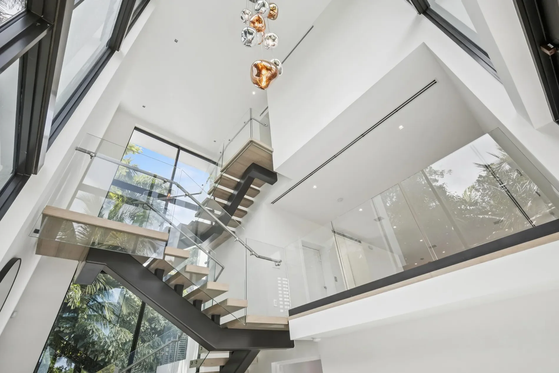 420 N Hibiscus Dr, Miami Beach, Florida, United States. - Photo 16