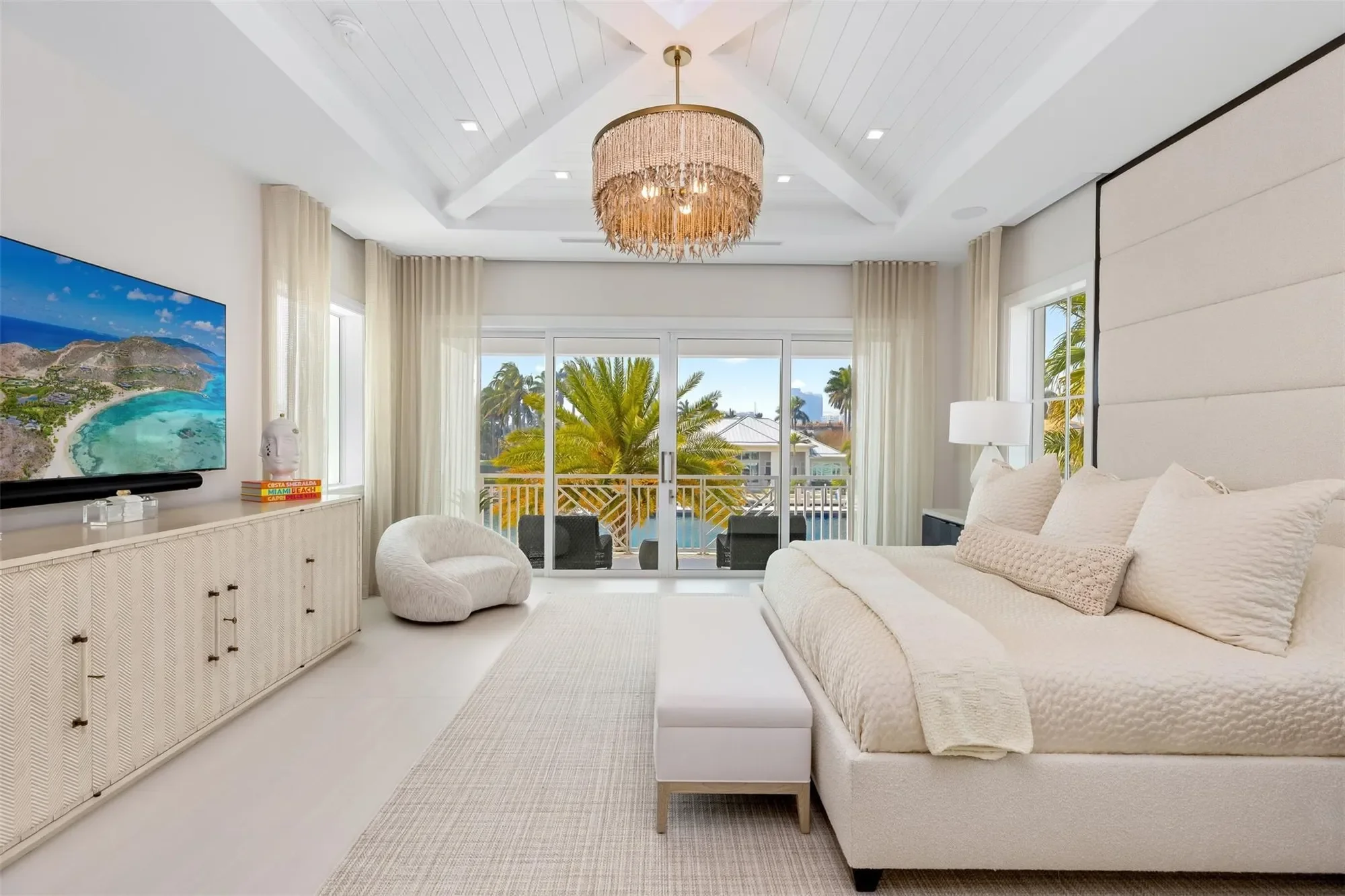2520 Del Lago Dr, Fort Lauderdale, Florida, United States. - Photo 82