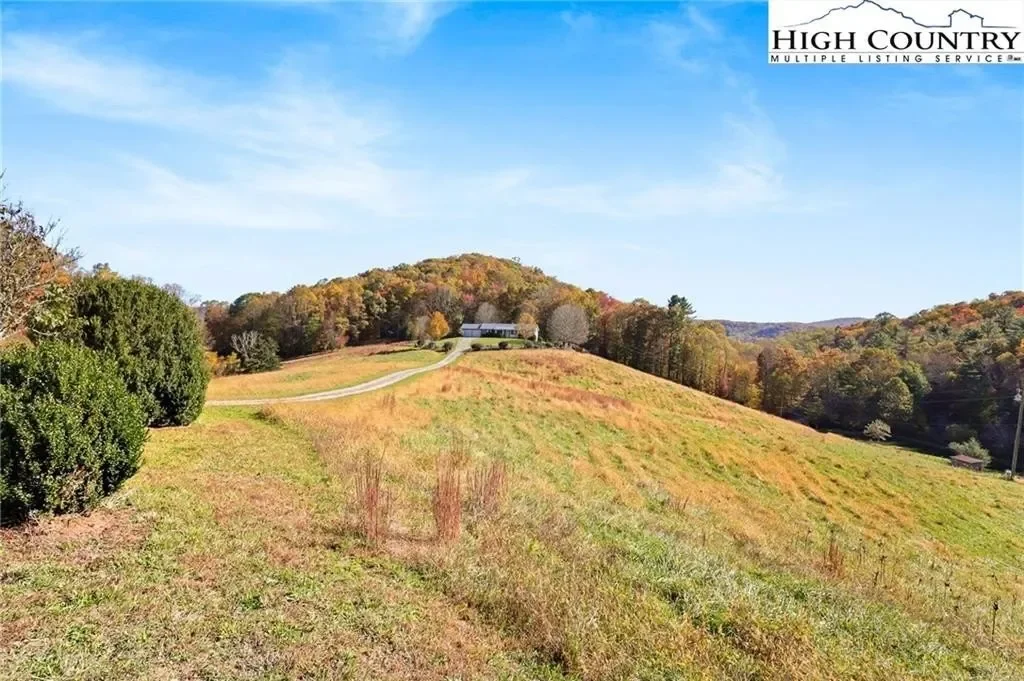 762 George Eggers Road, Banner Elk, NC 28604, Banner Elk, North Carolina, United States. - Photo 34
