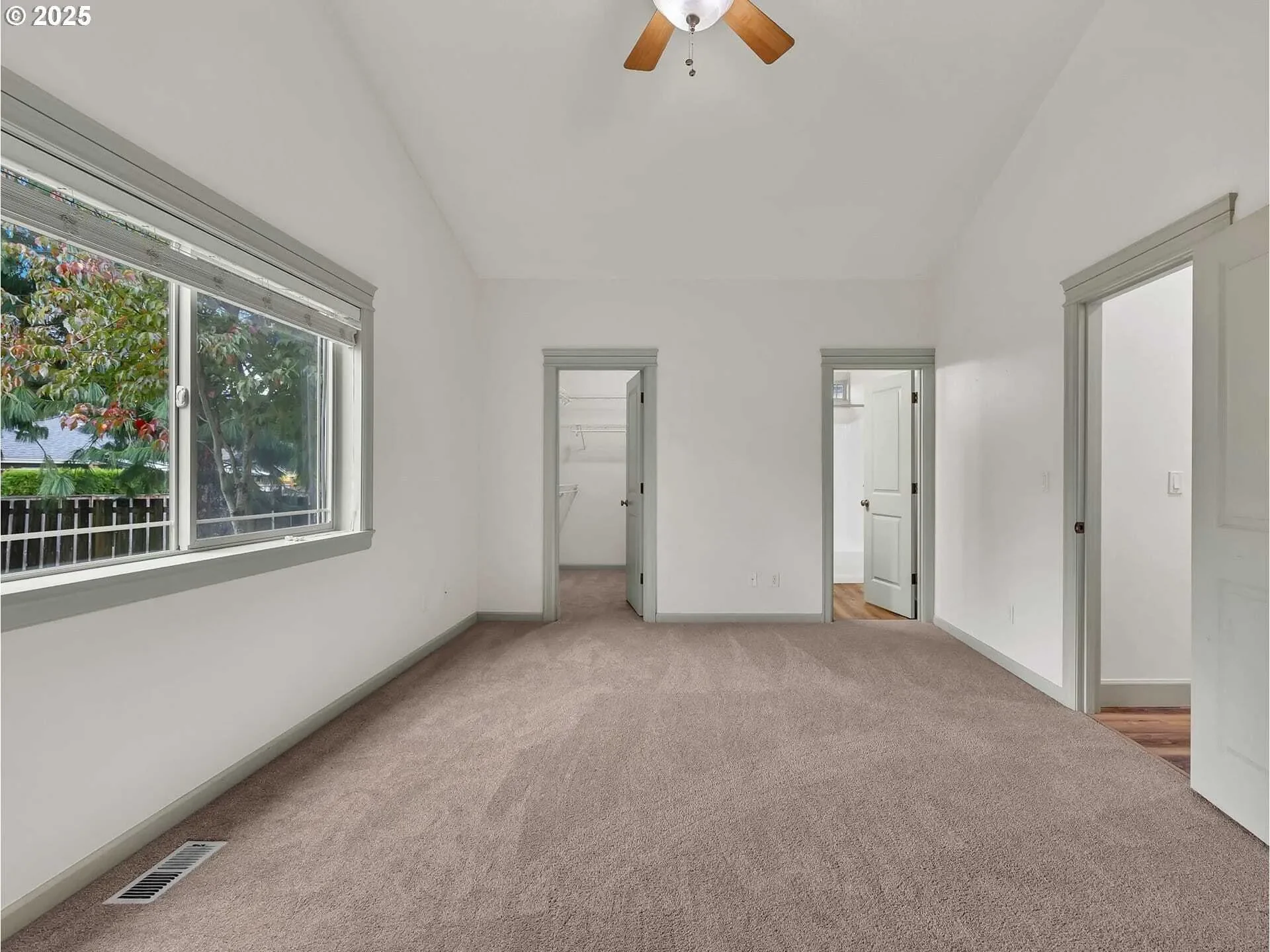 Gallery photo 2