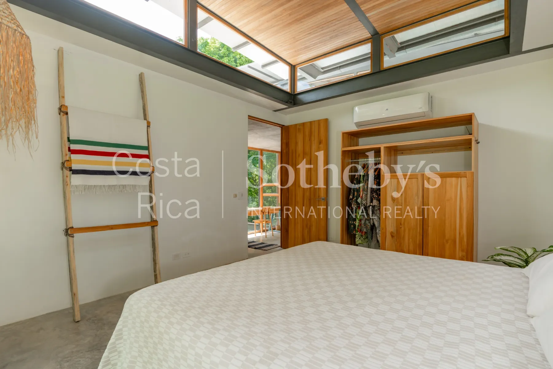 Gallery photo 4