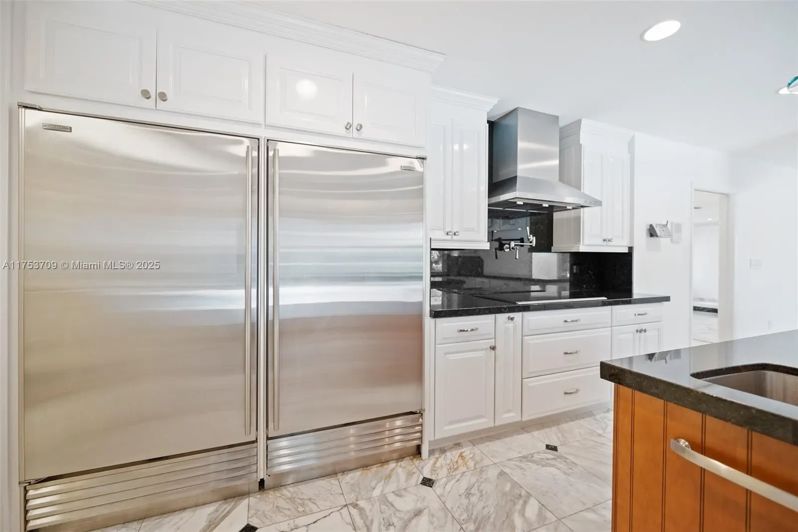 13060 SW 70th Ave, Coral Gables, Florida, United States. - Photo 12
