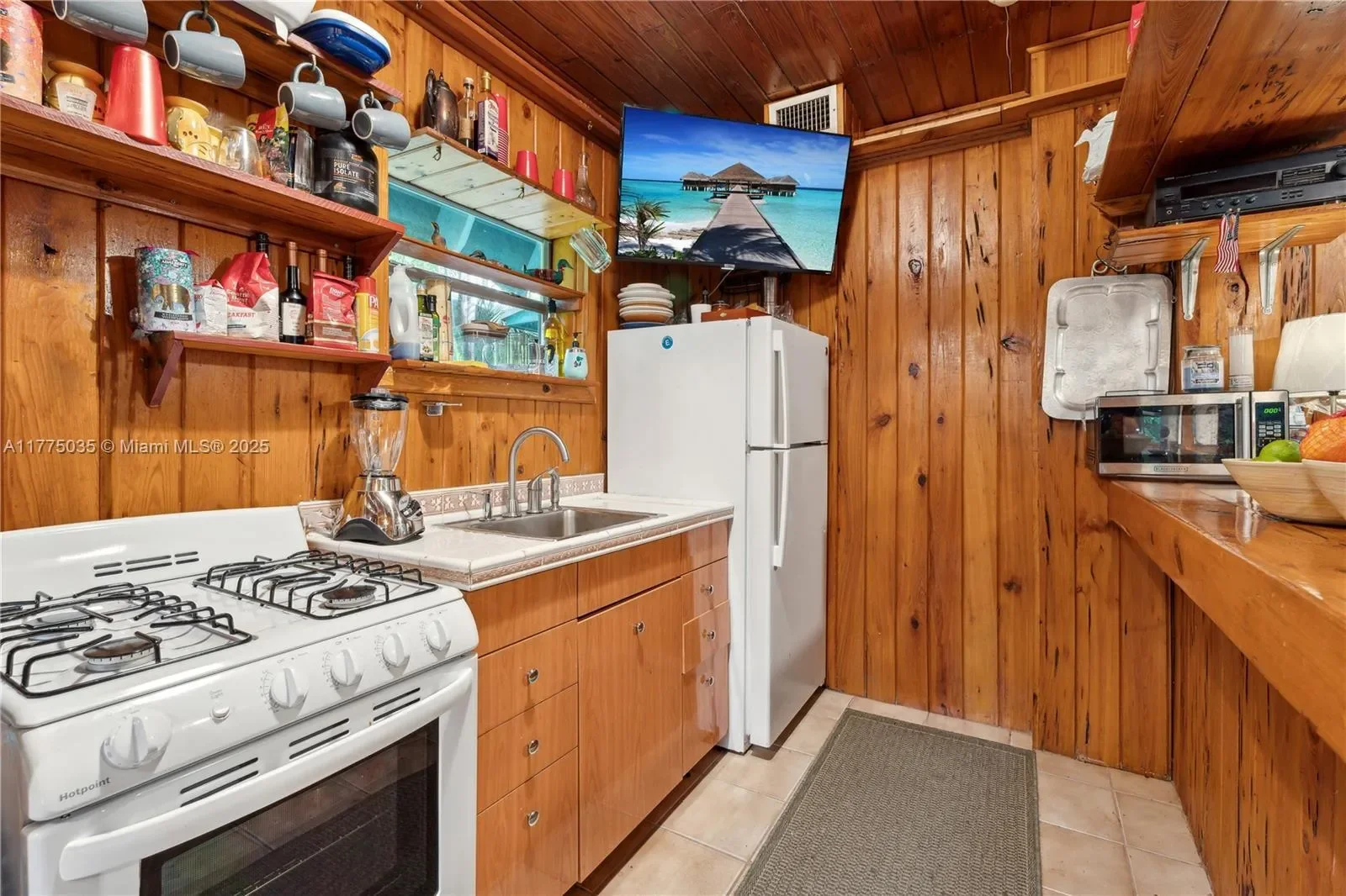 4160 Lybyer Ave, Miami, Florida, United States. - Photo 25