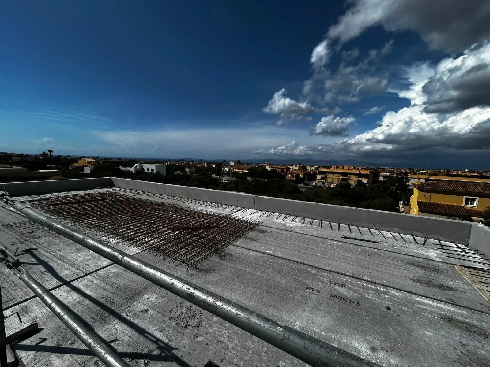 Exterior photo 4