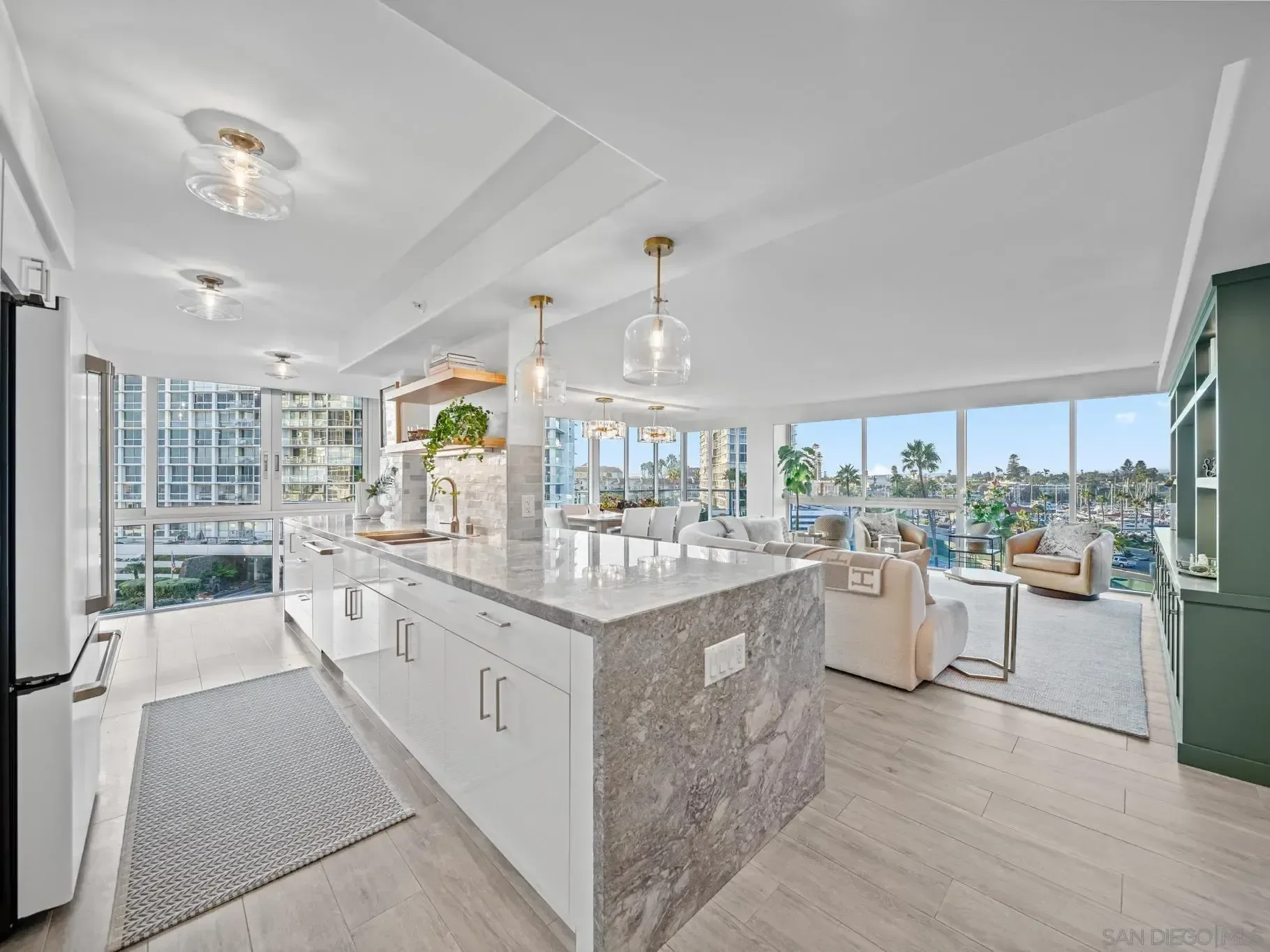 1750 Avenida Del Mundo, Coronado, California, United States. - Photo 3