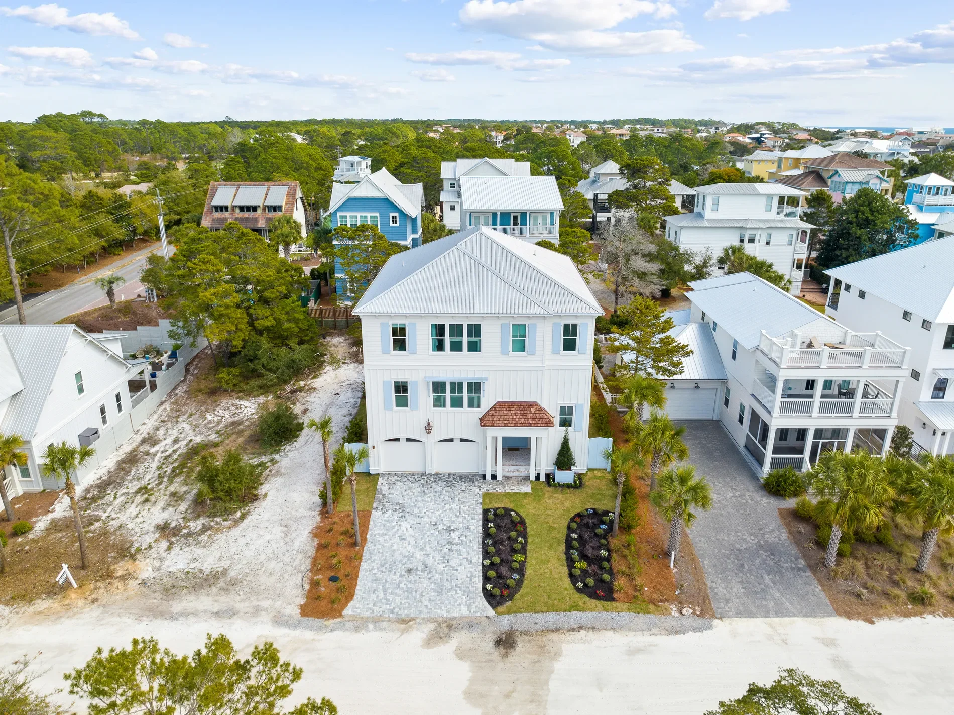 Exterior photo 7