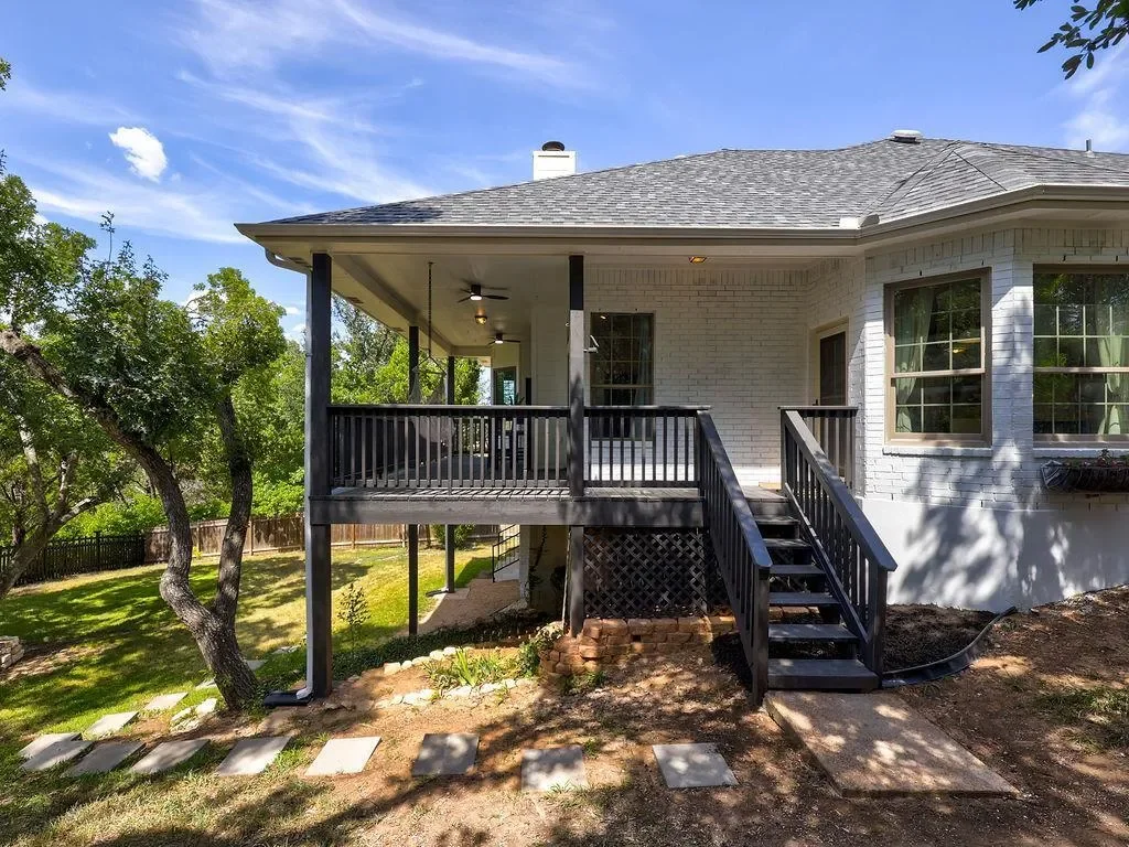9902 Scenic Bluff DR, Austin, Texas, United States. - Photo 37