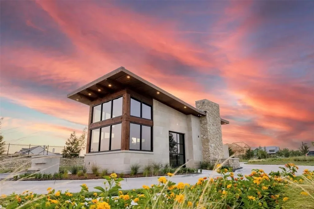 4540 Chablis Drive, Fort Worth, Texas, United States. - Photo 2