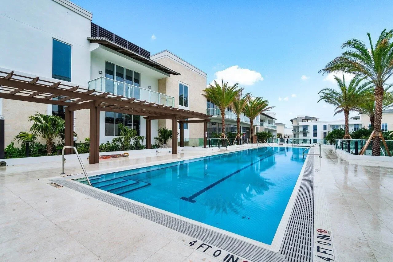 220 SE Mizner Boulevard, Boca Raton, Florida, United States. - Photo 38
