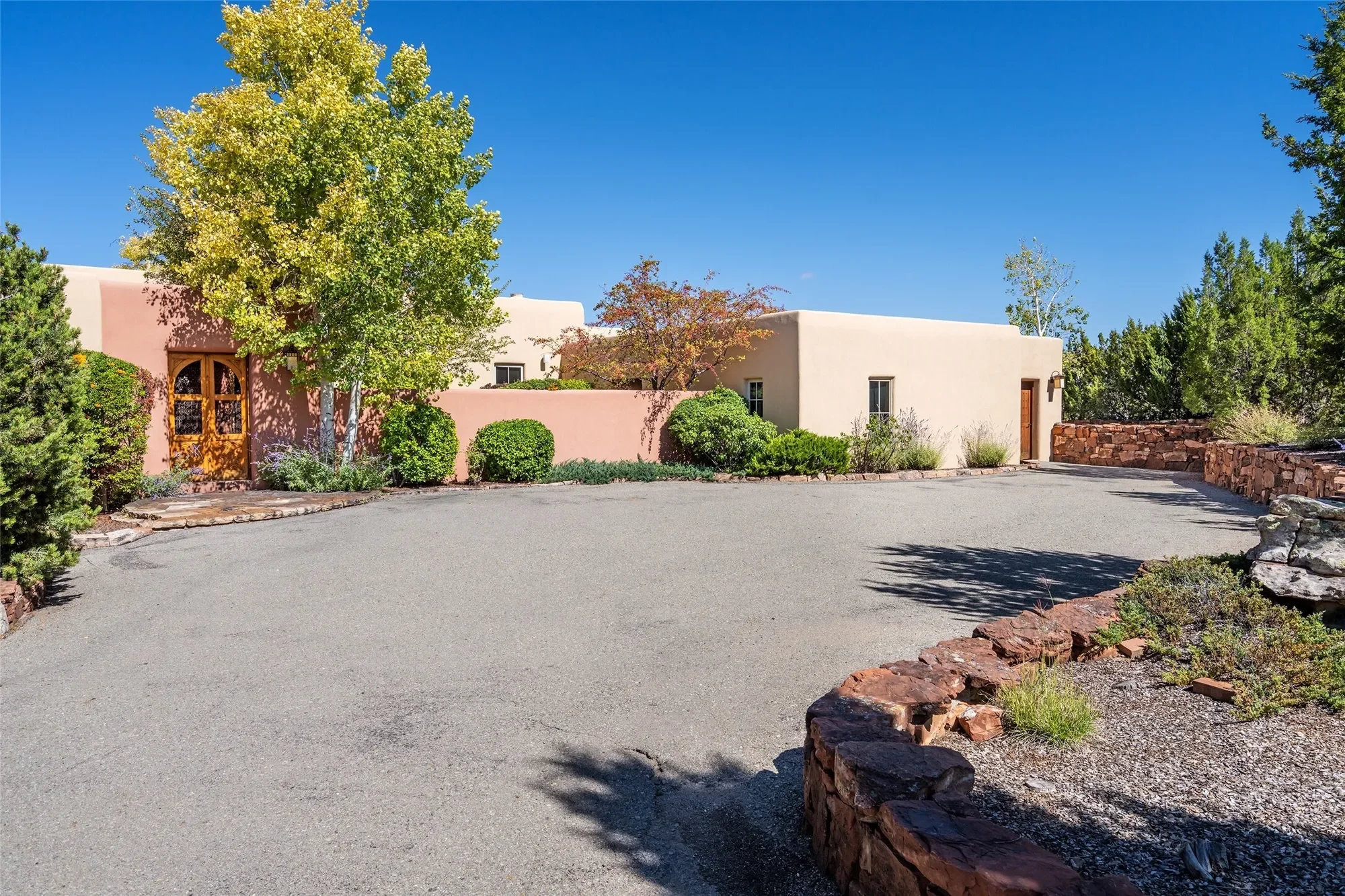 107 W Wildflower Drive, Santa Fe, NM 87506, Santa Fe, New Mexico, United States. - Photo 41