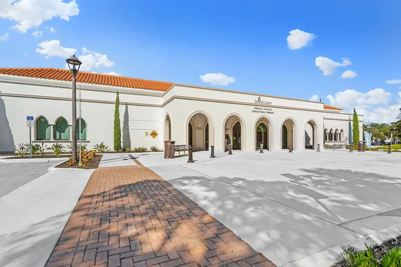 746 Eagle Point Drive, Venice, FL 34285, Venice, Florida, United States. - Photo 48