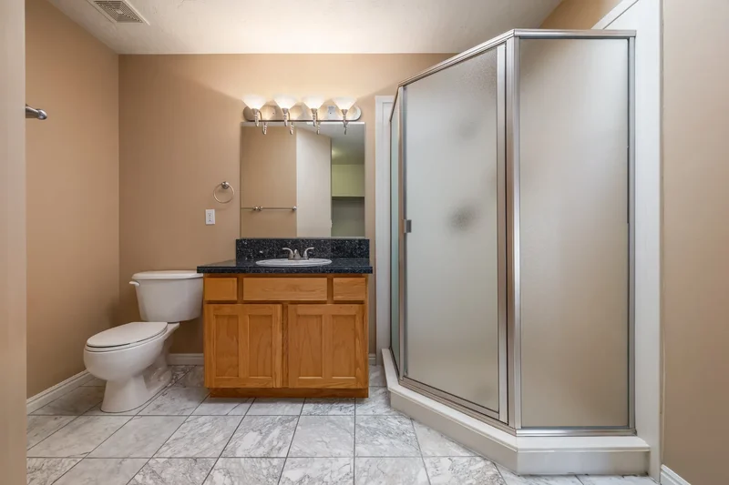 6937 S Hollow View Way, West Jordan, UT 84084, West Jordan, Utah, United States. - Photo 3
