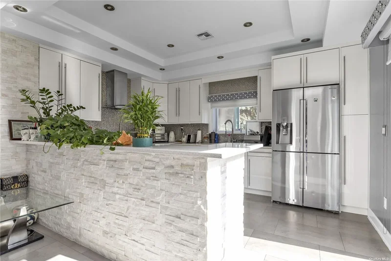 72-05 164th Street, Fresh Meadows, NY 11365, New York, New York, United States. - Photo 16