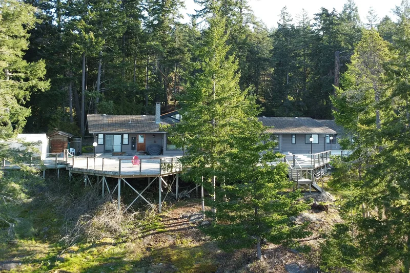 10881 Sunshine Coast Highway, Halfmoon Bay, BC V7Z 1B8, Halfmoon Bay, British Columbia, Canada. - Photo 33