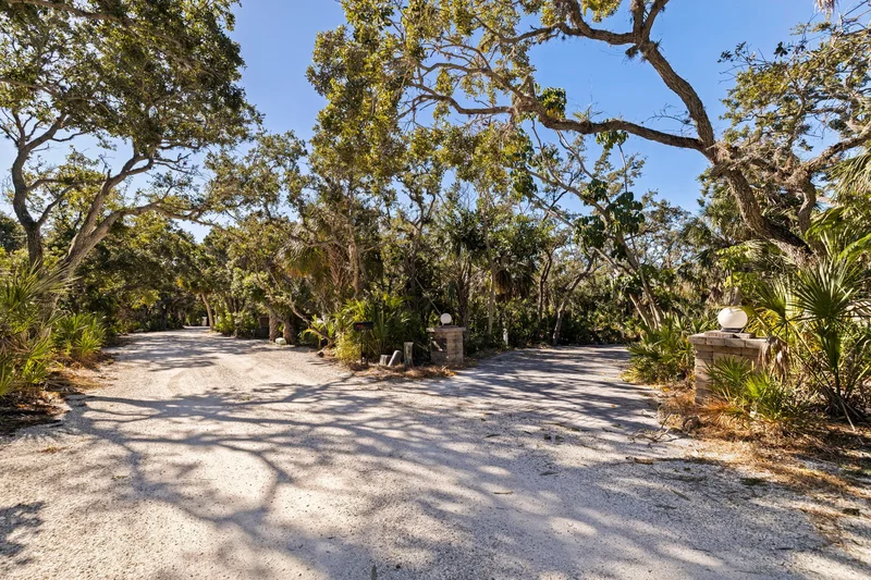 2000 Bayview Dr., Tierra Verde, FL 33715, St. Petersburg, Florida, United States. - Photo 53