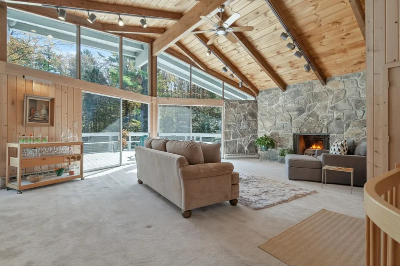 377 Glen Road, Peru, VT 05152, Peru, Vermont, United States. - Photo 11