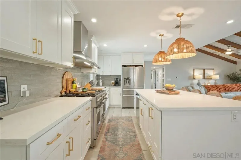 5924 Lancaster, San Diego, California, United States. - Photo 13