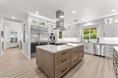 Thumbnail 18