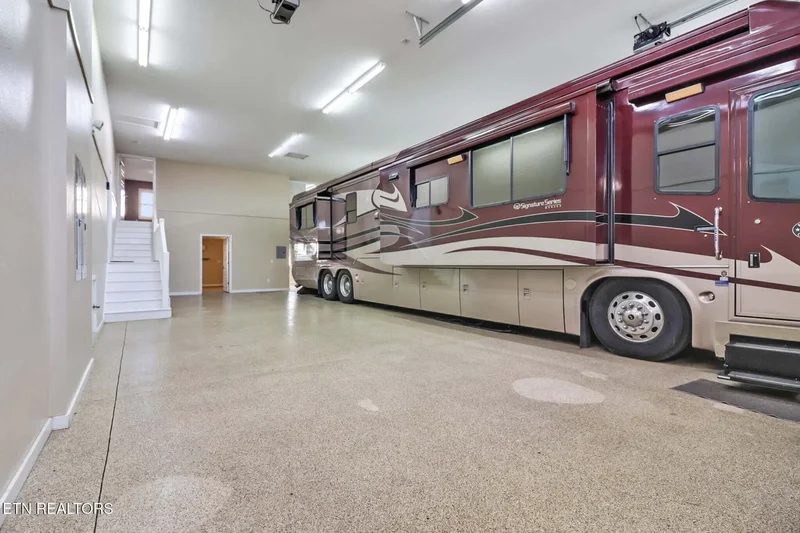 27 Hickory Hollow Circle, Crossville, TN 38555, Crossville, Tennessee, United States. - Photo 57