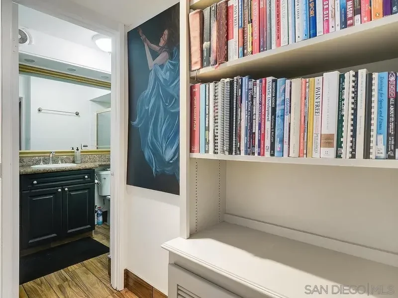 1830 Avenida Del Mundo Unit# 403, Coronado, CA 92118, Coronado, California, United States. - Photo 17