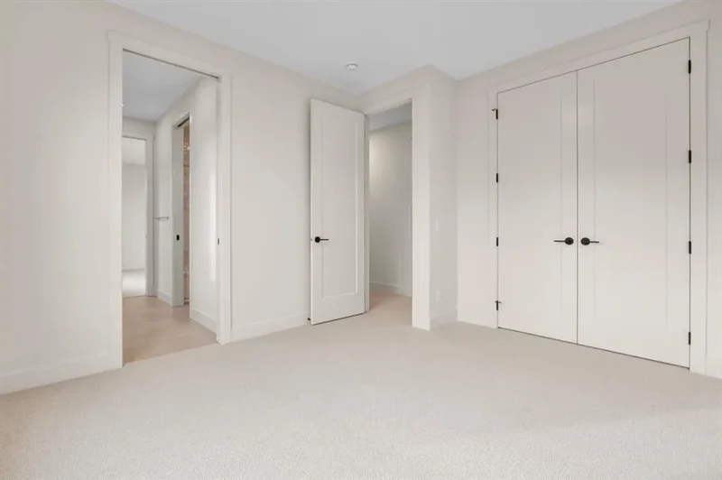 30 Greenwich ROW NW, Calgary, AB, T3B 6P4, CANADA, Calgary, Alberta, Canada. - Photo 40