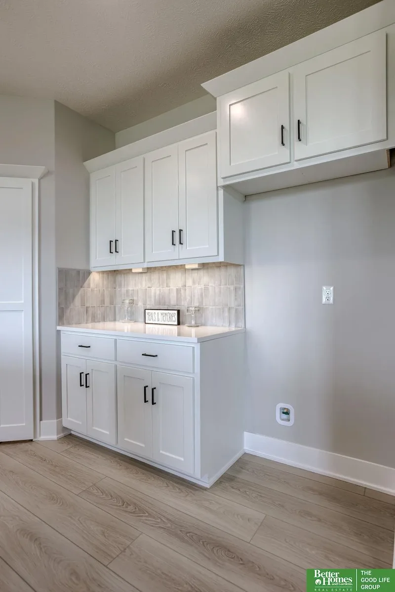 5602 N 212th Street, Elkhorn, NE 68022, Omaha, Nebraska, United States. - Photo 28