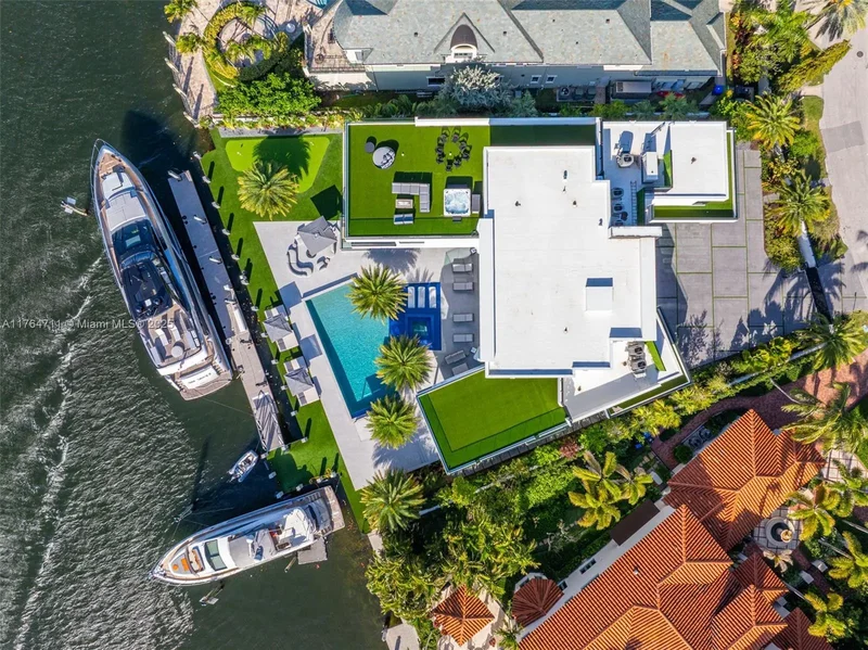 501 Middle River Dr, Fort Lauderdale, Florida, United States. - Photo 29