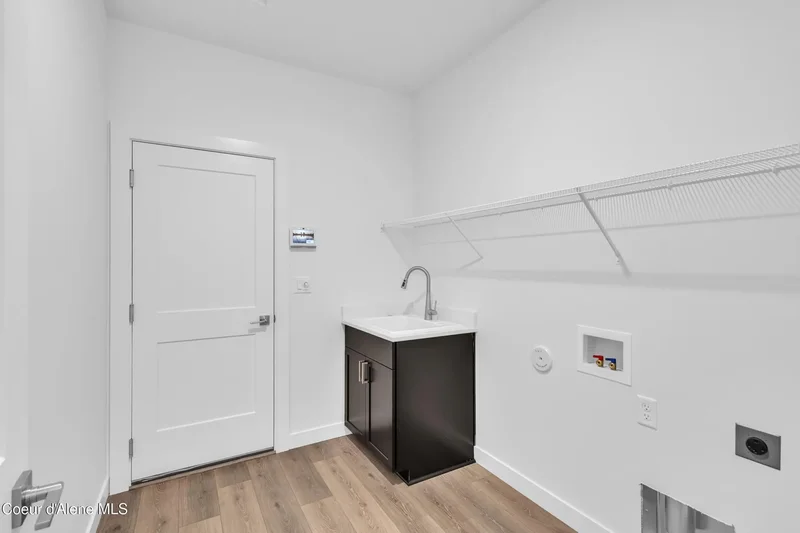 6875 N Coeur Terre Blvd, Coeur d'Alene, ID 83815, Coeur d'Alene, Idaho, United States. - Photo 4