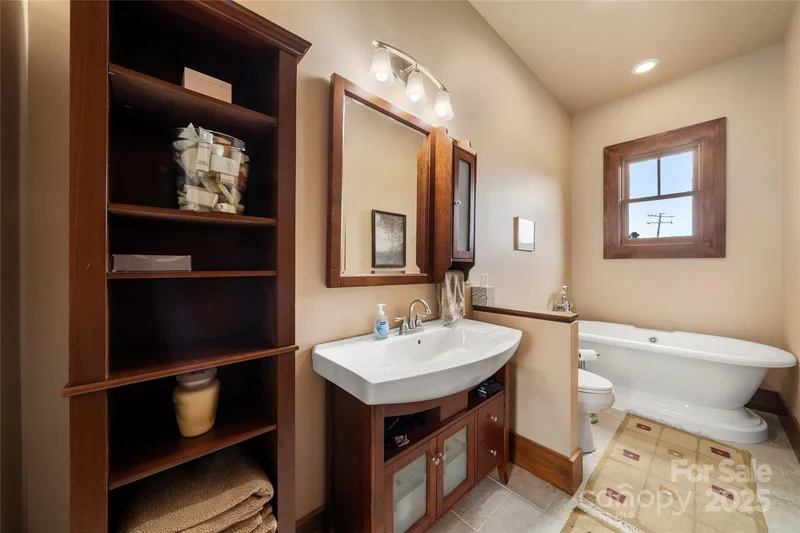 4862 Pinnacle Mountain Road, Zirconia, North Carolina, United States. - Photo 15