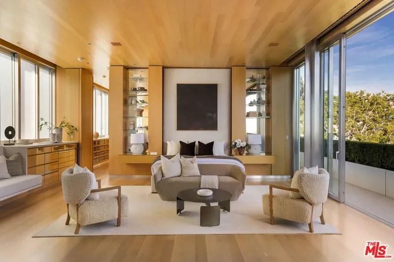 1261 Angelo Drive, Beverly Hills, California, United States. - Photo 17