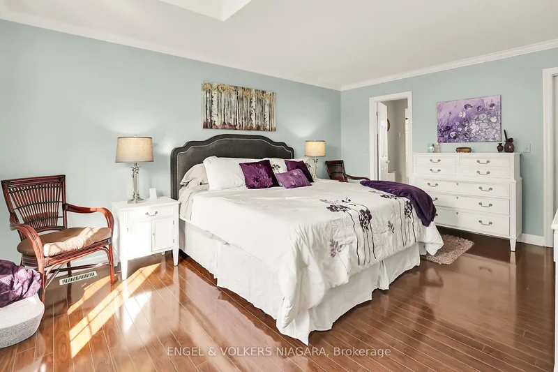 624 SIMCOE Street, Niagara-on-the-Lake, Ontario, Canada. - Photo 5