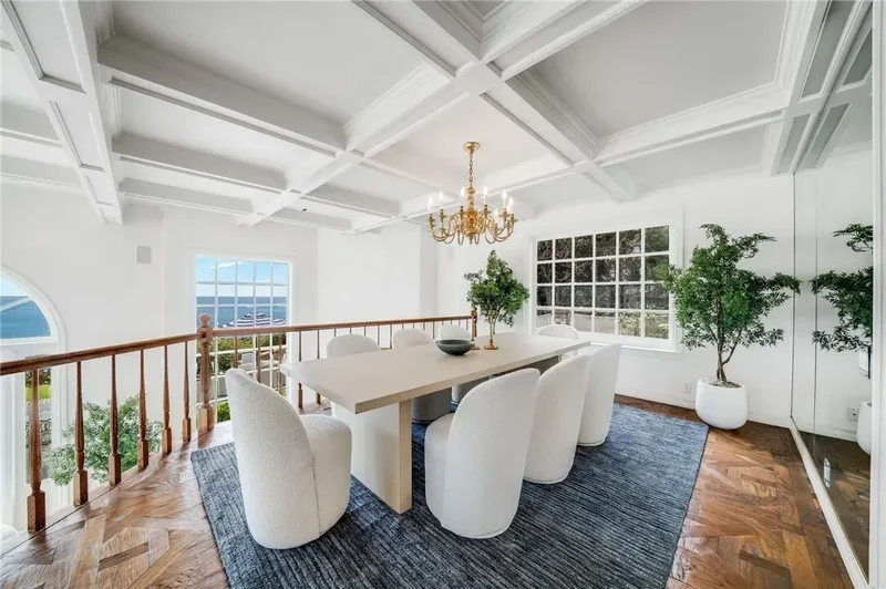 245 Crescent Bay Drive, Laguna Beach, California, United States. - Photo 18