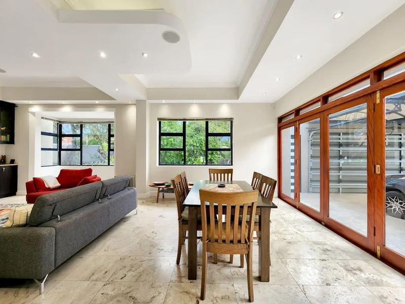 125 Milner Road Rondebosch , Cape Town, WC, Cape Town, Western Cape, South Africa. - Photo 2
