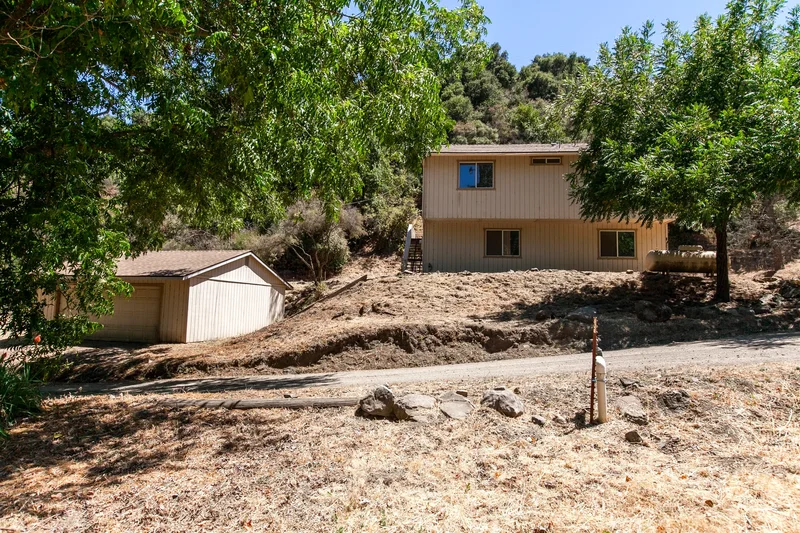 9031 Tassajara Creek Road , Santa Margarita, AL 93453, Santa Margarita, California, United States. - Photo 39