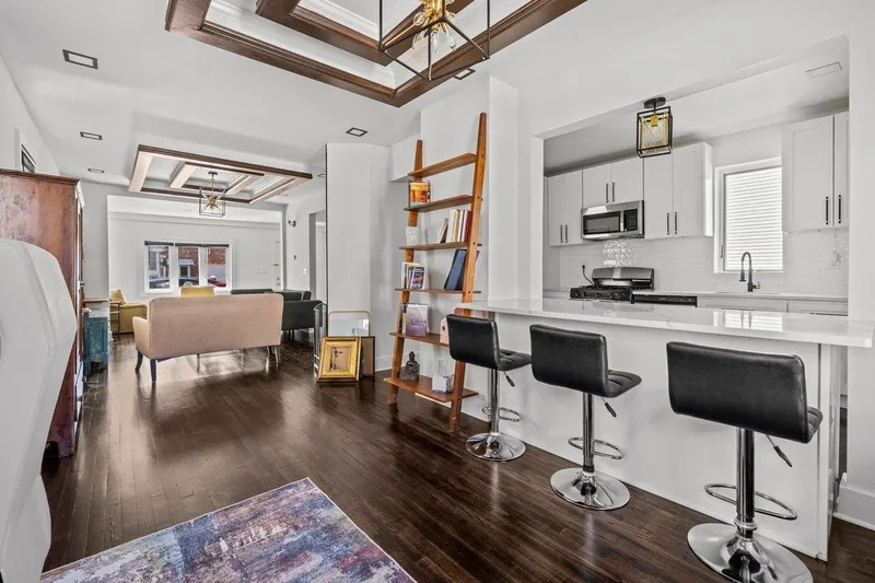 916 CLARENCE AVE, New York, New York, United States. - Photo 11