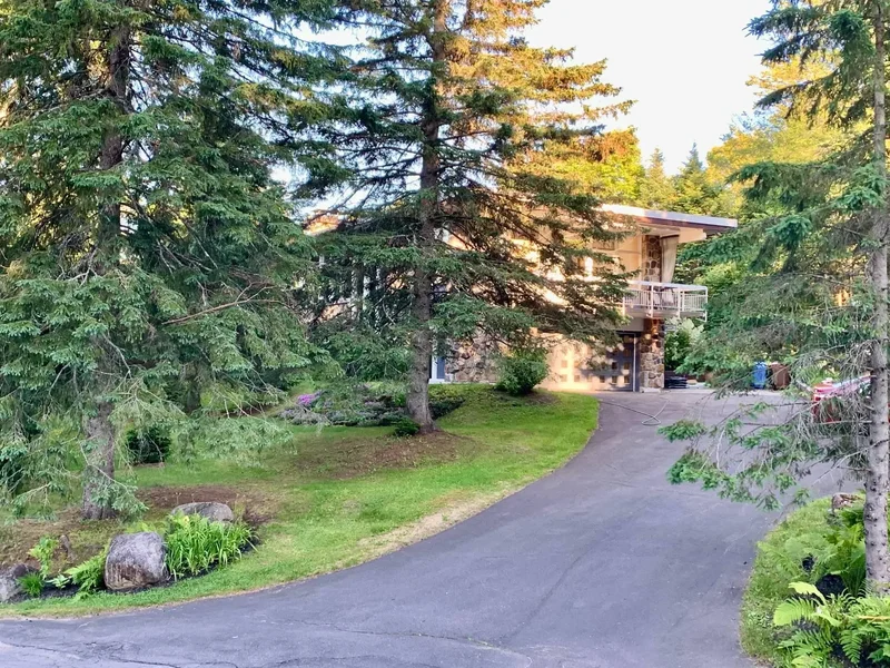 290 Rue de St-Moritz, Sainte-Adèle, Quebec, Canada. - Photo 11
