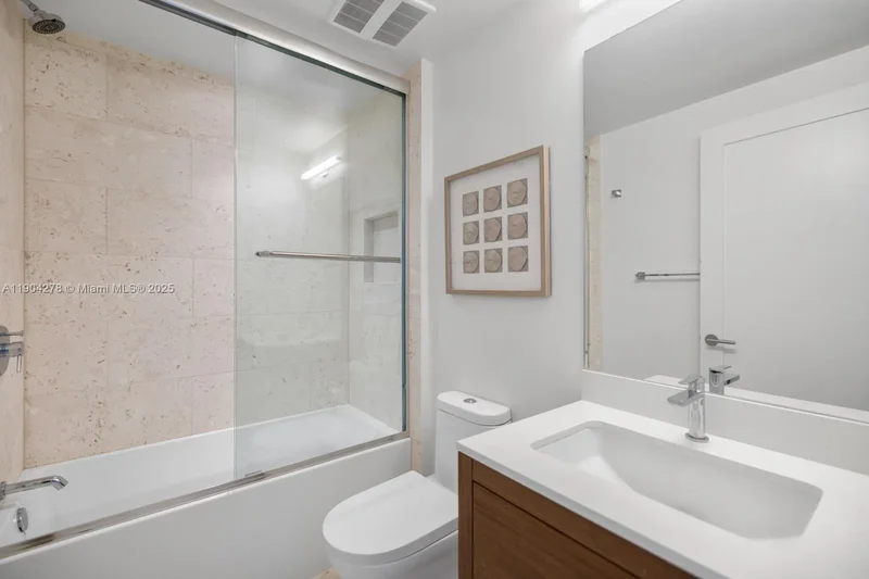 3581 E Glencoe St 501, Miami, Florida, United States. - Photo 28