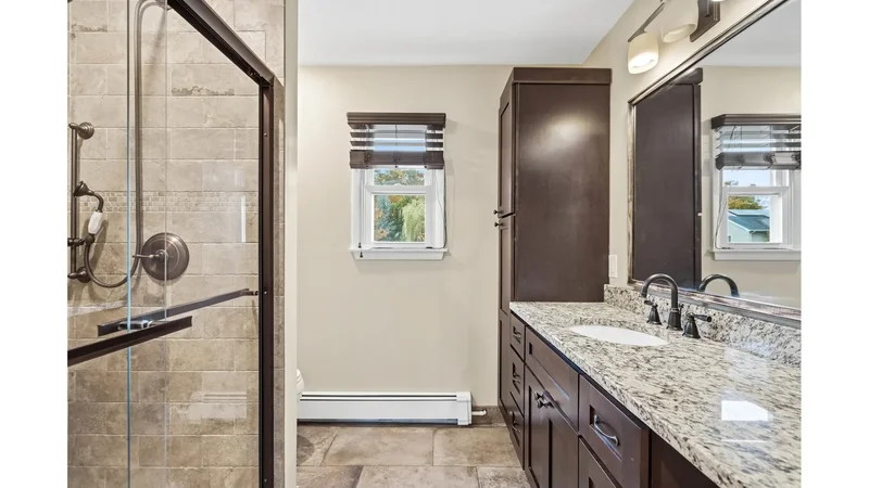 1330 Bea Court, East Meadow, New York, United States. - Photo 13