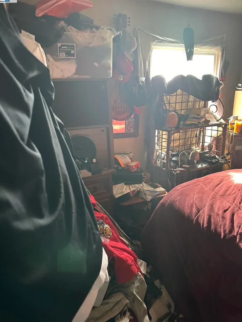5659 Telegraph Ave, Oakland, California, United States. - Photo 18