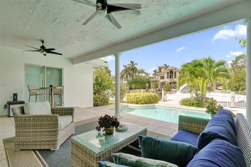 2427 Sea Island Dr, Fort Lauderdale, Florida, United States. - Photo 38