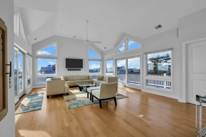 913 N Ocean Avenue, Seaside Park, NJ 08752, Seaside Park, New Jersey, United States. - Photo 15