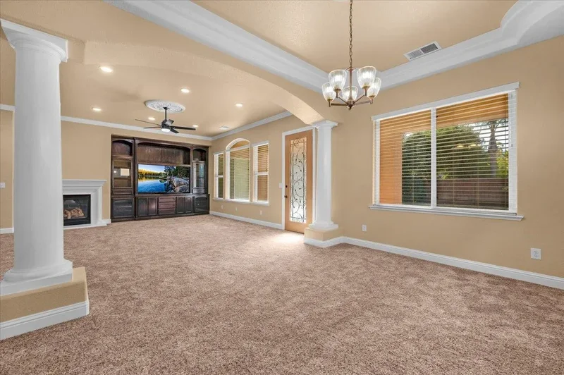 2825 E Quincy Avenue, Fresno, CA 93720, Fresno, California, United States. - Photo 49